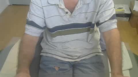 Snapshot of califun4u chatting on December 13, 2024, 10:23 pm califun4u online show from December 13, 2024, 10:23 pm