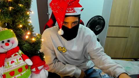 calihotcaliente27 online show from December 22, 2024, 2:17 am