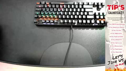 calihotcaliente27 online show from September 30, 2025, 11:04 am