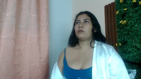 calimasalas2 online show from February 7, 2026, 2:26 am