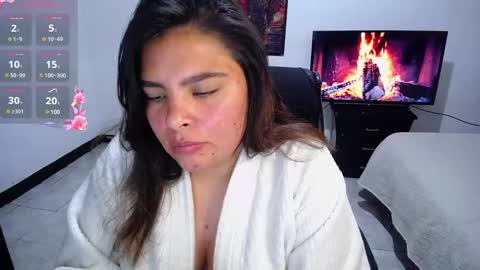 Snapshot of caliope_goddess1 chatting on January 14, 2025, 6:49 pm caliope_goddess1 online show from January 14, 2025, 6:49 pm