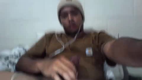 Snapshot of calipso1222 chatting on February 4, 2025, 7:07 am calipso1222 online show from February 4, 2025, 7:07 am