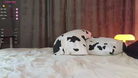 Nancy  Please thumbs up me  online show from February 13, 2025, 6:59 pm