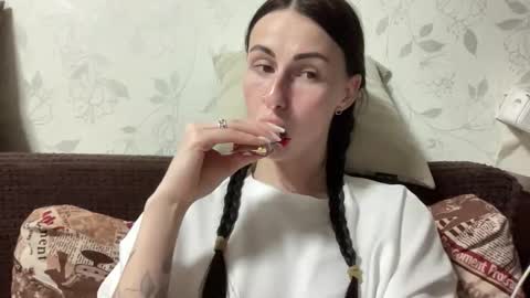 Anna online show from April 6, 2026, 7:37 pm