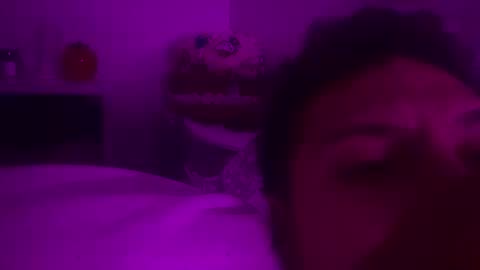 callme38315 online show from April 15, 2026, 10:44 am