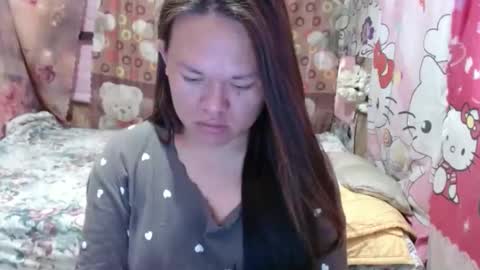 Snapshot of callme_mama chatting on November 23, 2025, 3:28 am Althea online show from November 23, 2025, 3:28 am