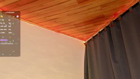 Snapshot of callme_val chatting on January 9, 2025, 11:02 pm Val online show from January 9, 2025, 11:02 pm