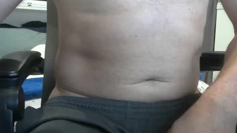 Snapshot of callmeroger33 chatting on December 18, 2025, 4:57 pm callmeroger33 online show from December 18, 2025, 4:57 pm