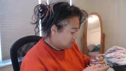 Snapshot of cals9x chatting on November 1, 2025, 2:30 pm camzxoxox online show from November 1, 2025, 2:30 pm