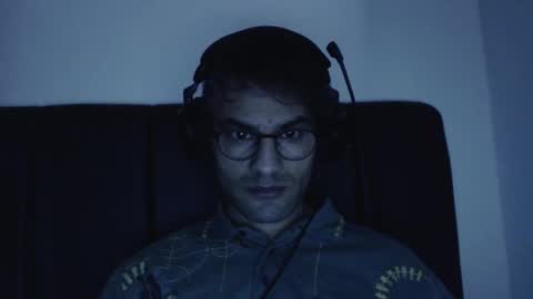 Snapshot of calvinjohnlad chatting on December 11, 2024, 12:55 pm Calvinjohnlad online show from December 11, 2024, 12:55 pm