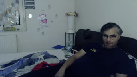 Calvinjohnlad online show from November 22, 2025, 6:07 pm