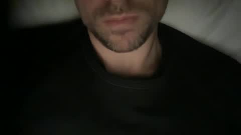 Snapshot of calvinzz chatting on January 22, 2025, 5:28 pm calvinzz online show from January 22, 2025, 5:28 pm