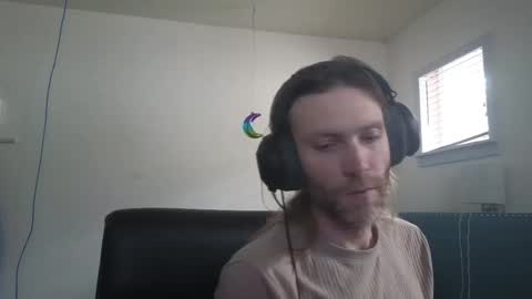 Calypso online show from February 2, 2026, 9:46 pm