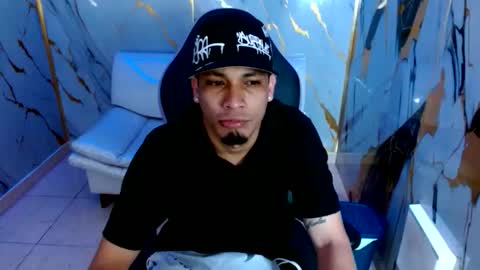 cam_xman online show from June 8, 2026, 12:38 pm