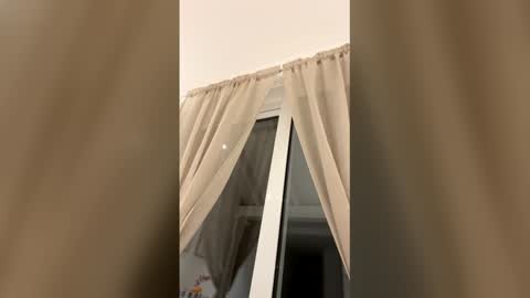 camboy2024 online show from April 17, 2026, 2:25 am