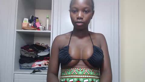 Snapshot of camclit chatting on February 24, 2025, 6:16 am Princess online show from February 24, 2025, 6:16 am