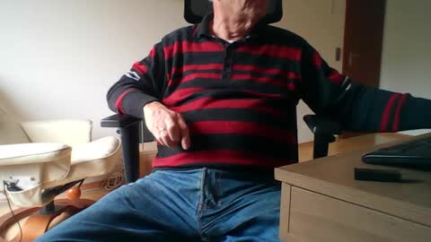 camcologne online show from February 11, 2026, 9:25 am