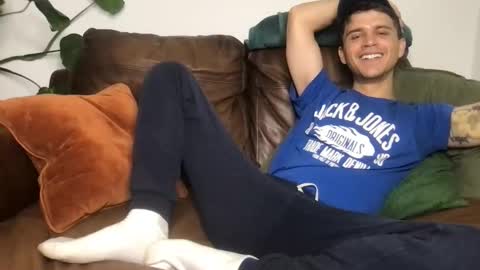 CamDoAttitude online show from October 28, 2025, 12:30 pm