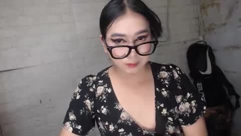 camela_star online show from September 17, 2025, 5:47 pm
