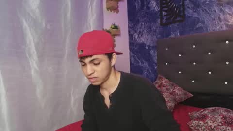 CAMERON online show from December 5, 2025, 1:09 pm