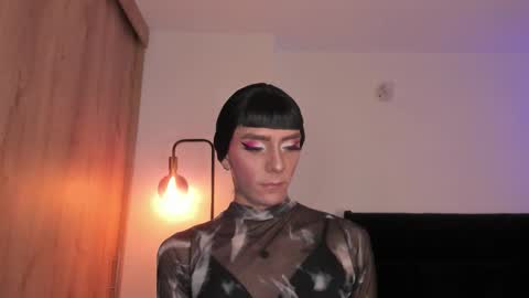 Cameron online show from December 15, 2025, 2:16 am