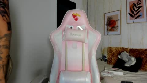 Cameron  online show from January 27, 2025, 7:24 pm