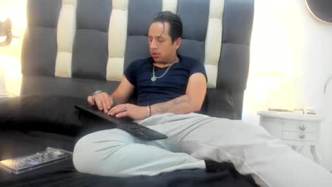 cami_coral1 online show from February 13, 2026, 8:27 pm