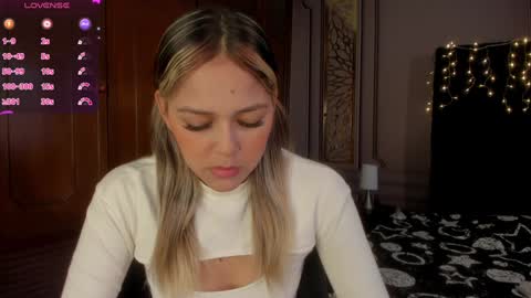   online show from December 22, 2024, 2:27 pm