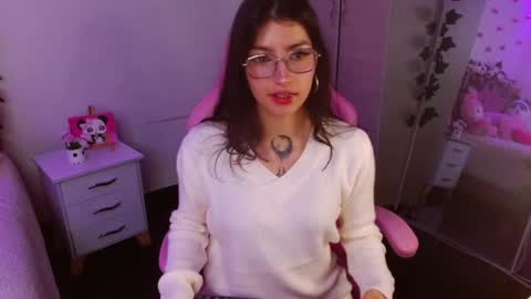 Snapshot of cami_mila99 chatting on January 15, 2025, 3:43 am CAMI  online show from January 15, 2025, 3:43 am