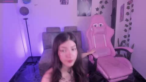 Snapshot of cami_mila99 chatting on September 9, 2025, 10:42 pm CAMI  online show from September 9, 2025, 10:42 pm