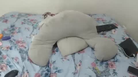 Snapshot of camidir chatting on April 8, 2026, 11:59 pm camidir online show from April 8, 2026, 11:59 pm