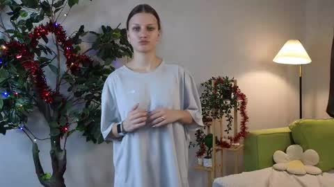 Olivia online show from January 14, 2026, 7:52 pm