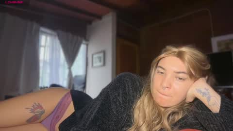 camii19y online show from June 8, 2026, 9:04 pm
