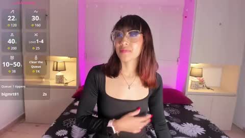 camiigox online show from September 23, 2025, 8:01 pm