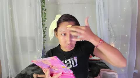 camiigox online show from March 10, 2026, 4:06 am