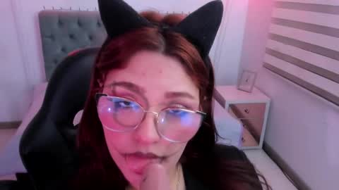 Camila Osorio online show from January 30, 2025, 4:06 am