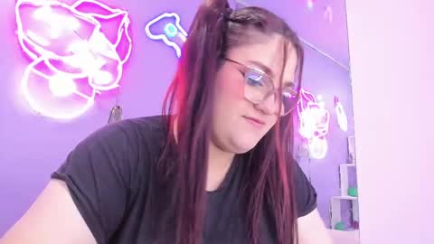 Camila Osorio online show from September 10, 2025, 9:15 pm