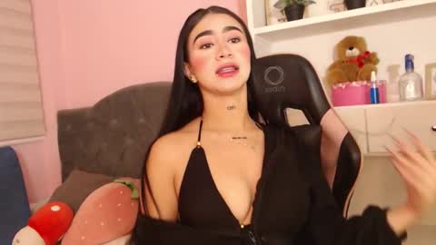 camila online show from February 16, 2026, 6:04 pm