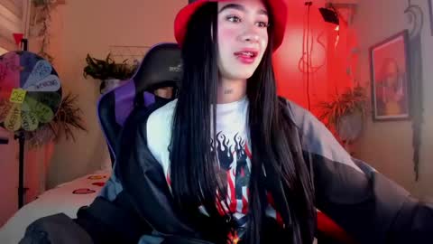 camila online show from April 13, 2026, 8:25 pm