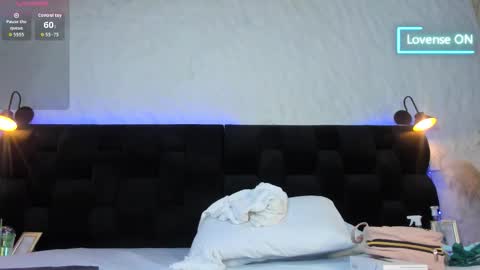 camila__gomez_ online show from December 3, 2025, 12:25 pm