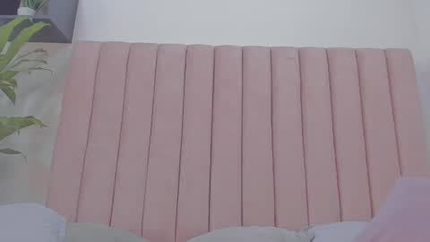 Camila online show from February 6, 2025, 12:16 pm