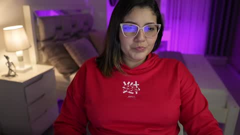 Camila buitrago online show from December 3, 2024, 2:25 am