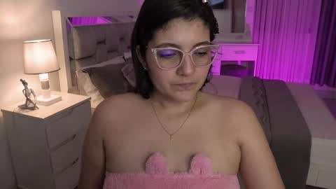 Camila buitrago online show from January 23, 2025, 2:44 am