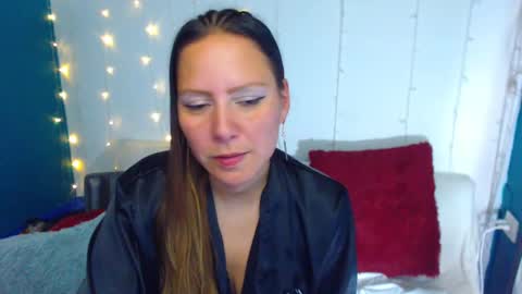 Snapshot of camila_delarosa chatting on December 26, 2024, 7:27 pm camila online show from December 26, 2024, 7:27 pm