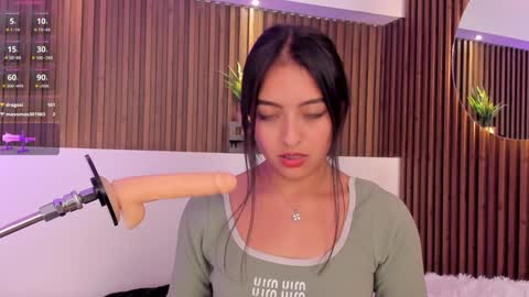 Camila online show from February 1, 2025, 12:51 am