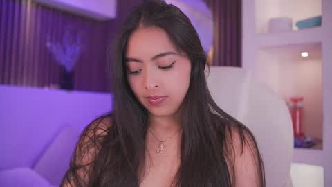Snapshot of camila_dupont chatting on April 22, 2026, 3:53 am Camila online show from April 22, 2026, 3:53 am