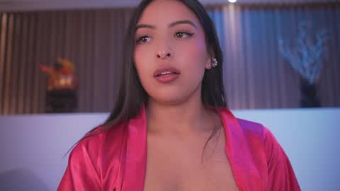 Snapshot of camila_dupont chatting on May 8, 2026, 4:18 am Camila online show from May 8, 2026, 4:18 am