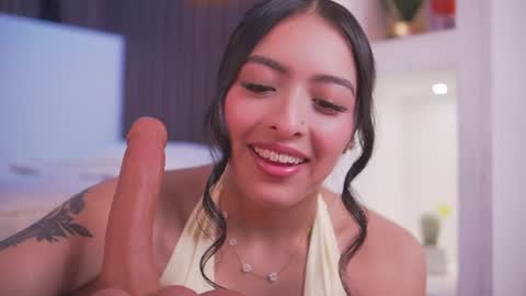 Snapshot of camila_dupont chatting on May 21, 2026, 3:35 am Camila online show from May 21, 2026, 3:35 am