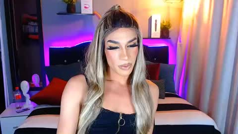 Camila online show from January 23, 2025, 8:25 am