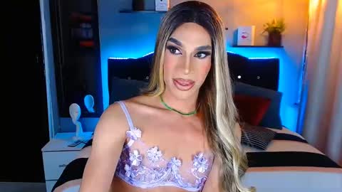 Camila online show from January 24, 2025, 4:16 am